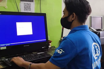Foto asal perkhidmatan rangkaian yang dipaparkan oleh FMZ